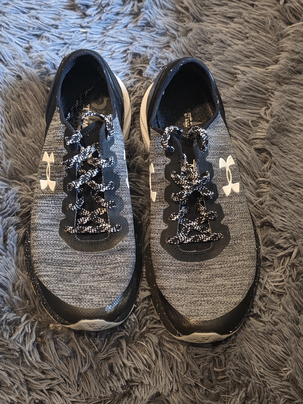 Under Armour Women's Black and Gray Knit Training Shoes